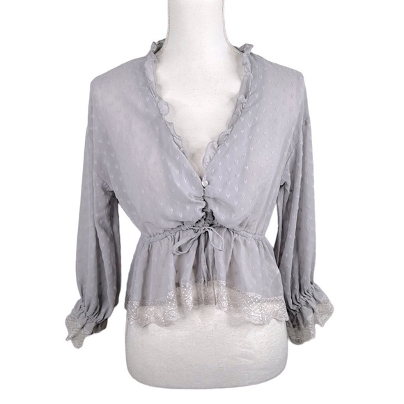 Boho Gray Sheer Lace Romantic V-Neck Top Size Small - Picture 1 of 7
